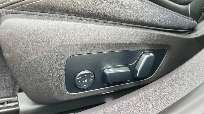 2024 BMW 3 Series 3MW39FF02R8E08108