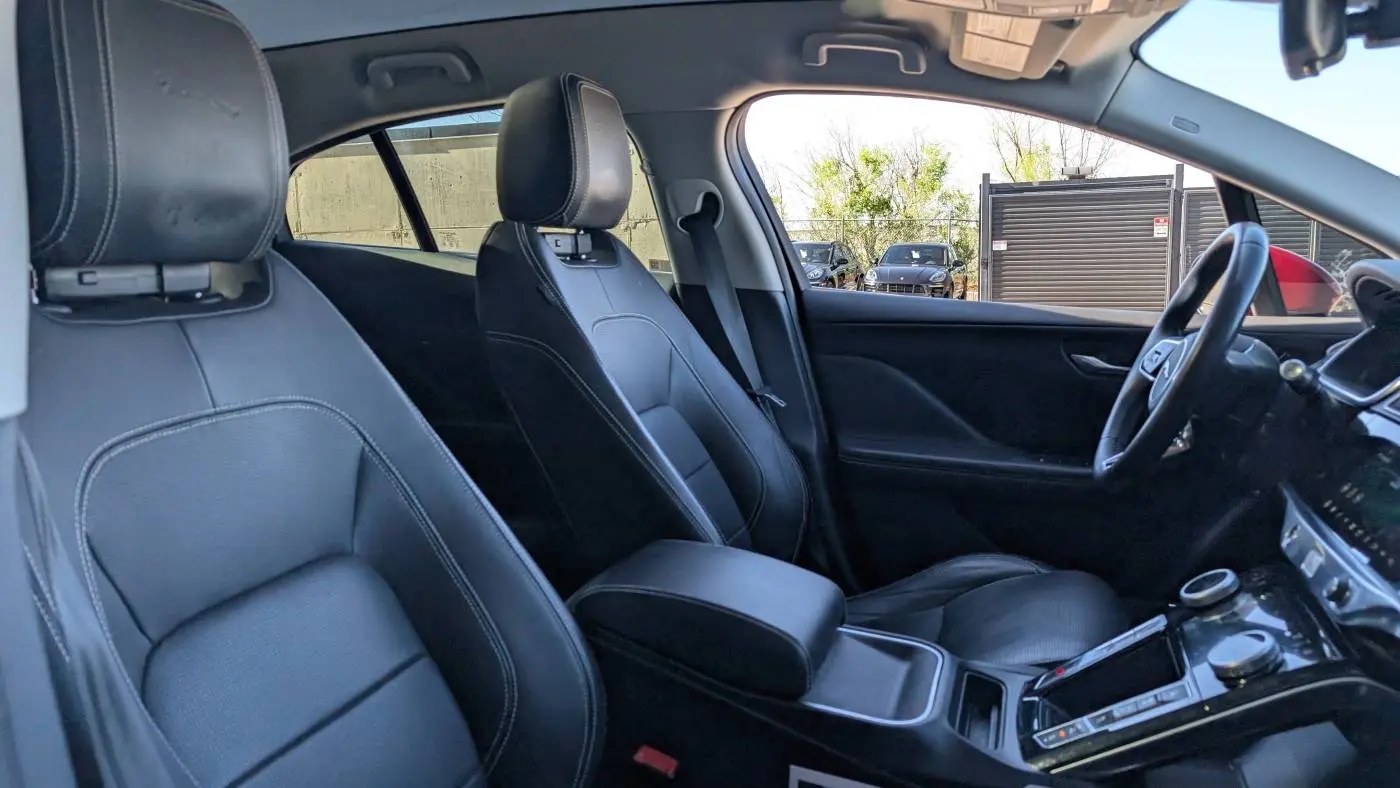 2020 Jaguar I-Pace SADHC2S12L1F79560