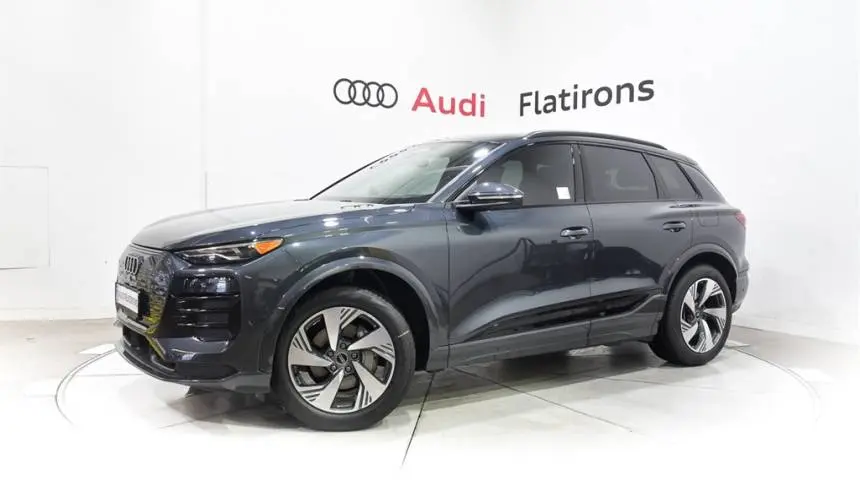 2025 Audi Q6 e-tron WA114BGFXSA037501