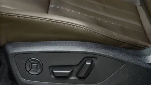 2025 Audi Q6 e-tron WA114BGFXSA037501