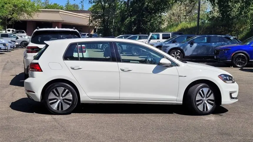 2019 Volkswagen e-Golf WVWKR7AUXKW902714