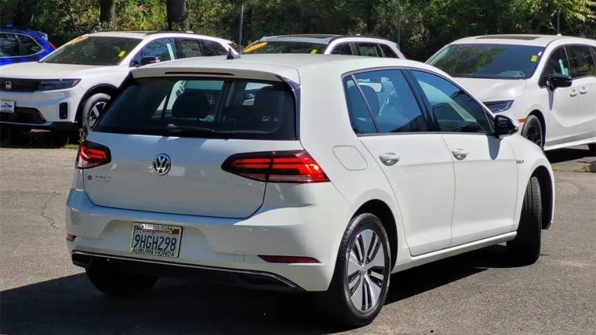 2019 Volkswagen e-Golf WVWKR7AUXKW902714