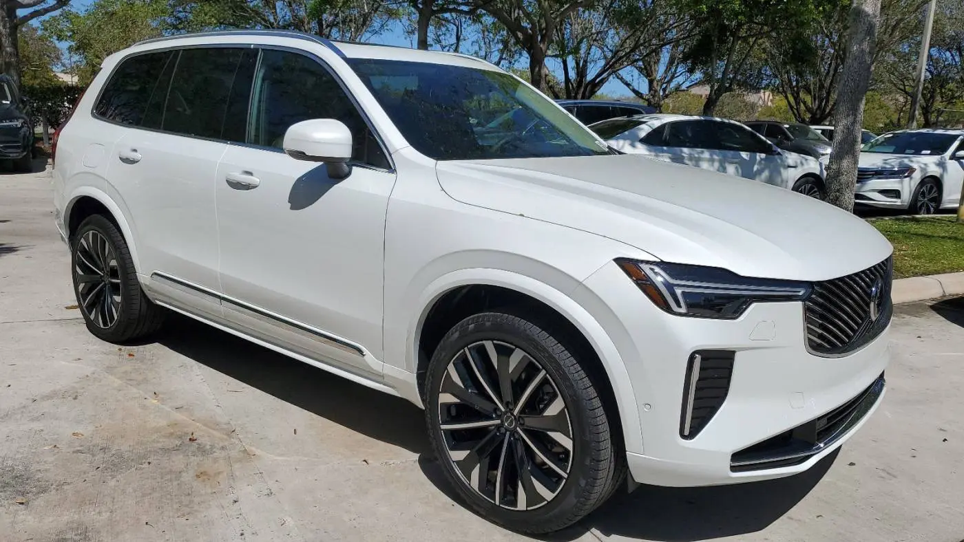 2025 Volvo XC90 YV4H60PG7S1371476