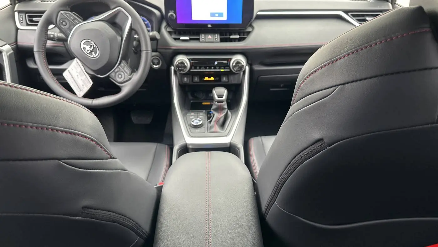 2025 Toyota RAV4 Plug-In Hybrid JTMEB3FV2SD257208