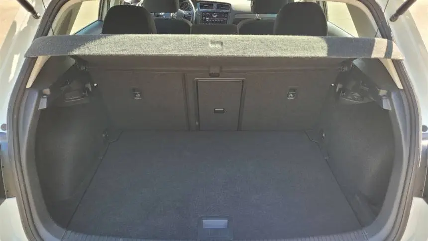 2019 Volkswagen e-Golf WVWKR7AUXKW902714