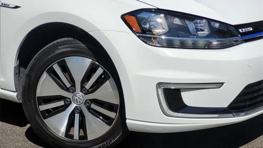 2019 Volkswagen e-Golf WVWKR7AUXKW902714
