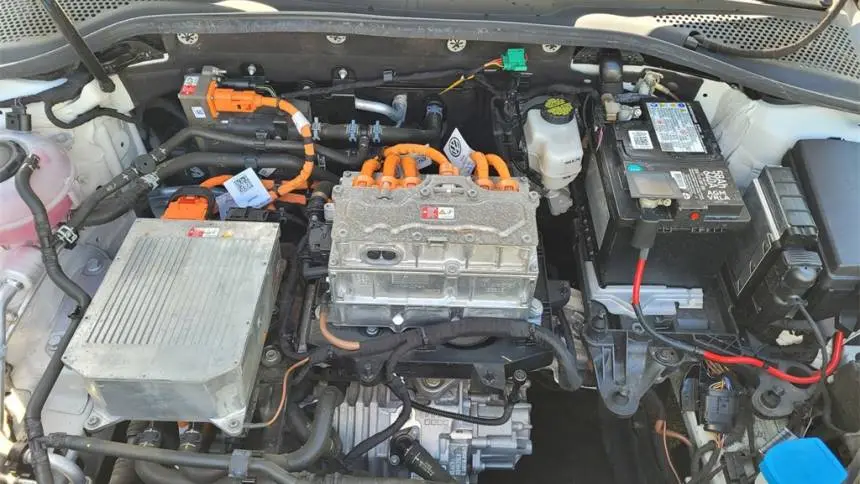 2019 Volkswagen e-Golf WVWKR7AUXKW902714