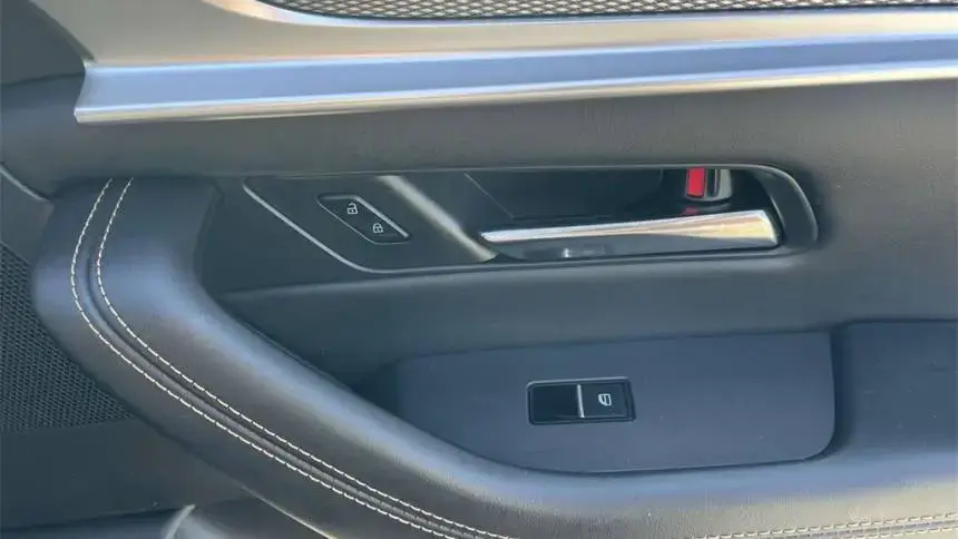 2024 Mazda CX-90 - Images - 10