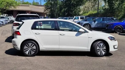 2019 Volkswagen e-Golf WVWKR7AUXKW902714