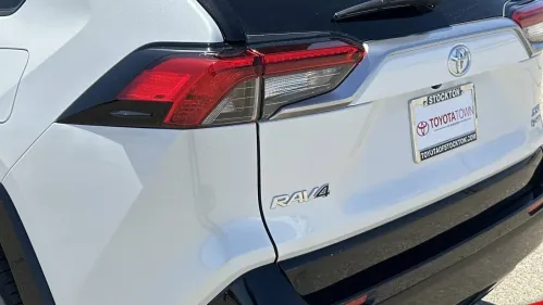 2025 Toyota RAV4 Plug-In Hybrid JTMEB3FV2SD257208