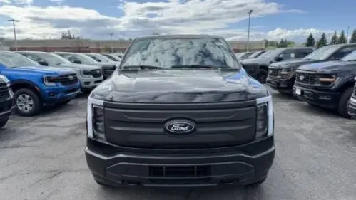 2025 Ford F-150 Lightning - Images - 2