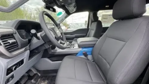 2025 Ford F-150 Lightning - Images - 8