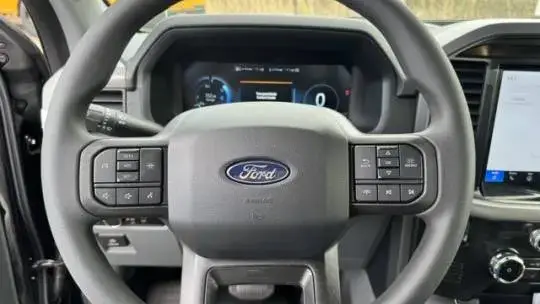 2025 Ford F-150 Lightning - Images - 9