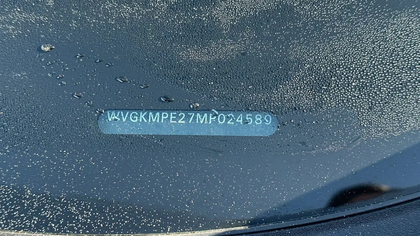 2021 Volkswagen ID.4 WVGKMPE27MP024580