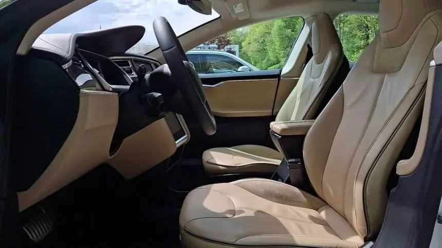 2012 Tesla Model S 5YJSA1DPXCFS00635