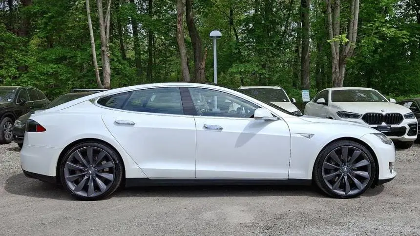 2012 Tesla Model S 5YJSA1DPXCFS00635