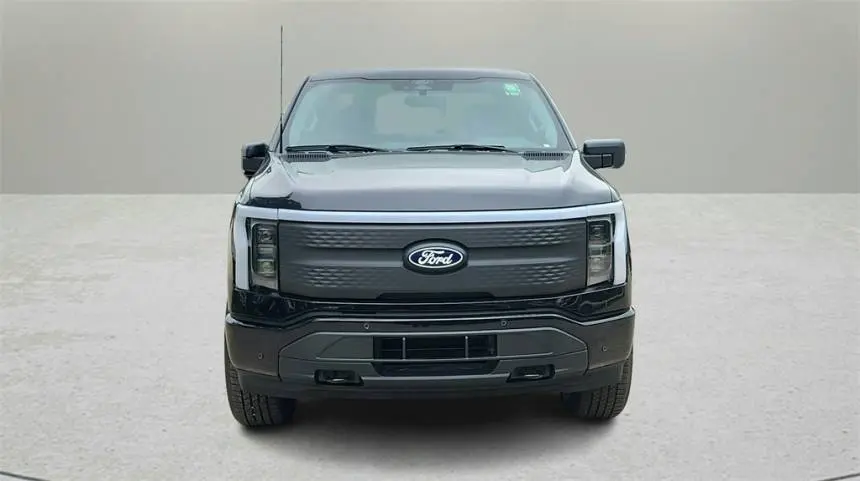 2025 Ford F-150 Lightning 1FT6W3LU5SWG11215