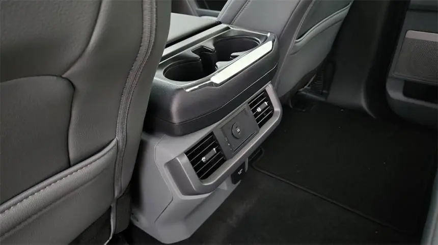 2025 Ford F-150 Lightning 1FT6W3LU5SWG11215