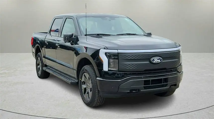 2025 Ford F-150 Lightning 1FT6W3LU5SWG11215