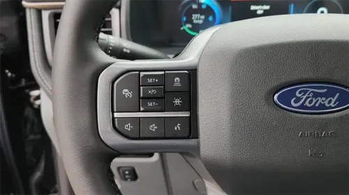 2025 Ford F-150 Lightning 1FT6W3LU5SWG11215