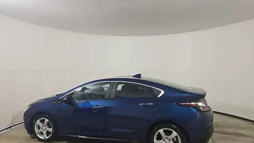 2019 Chevrolet VOLT - Images - 4