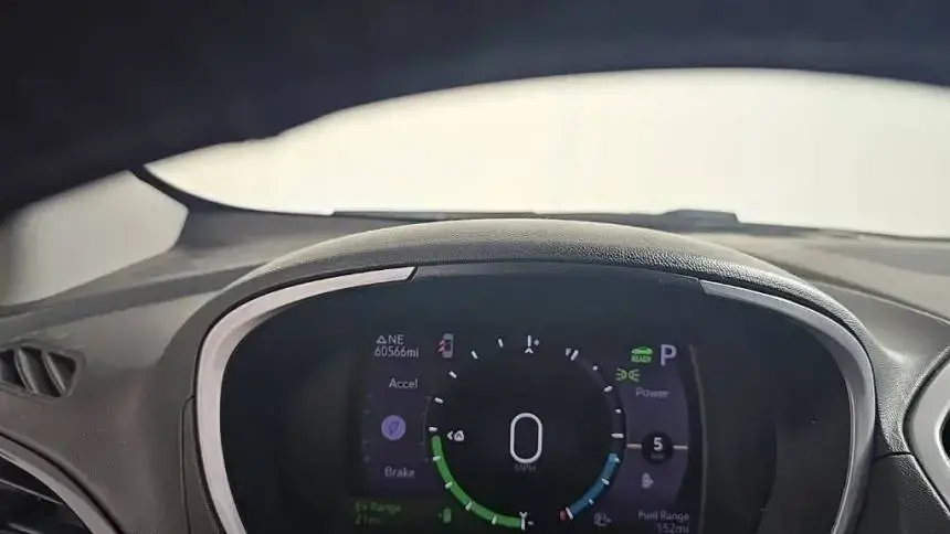 2019 Chevrolet VOLT - Images - 10