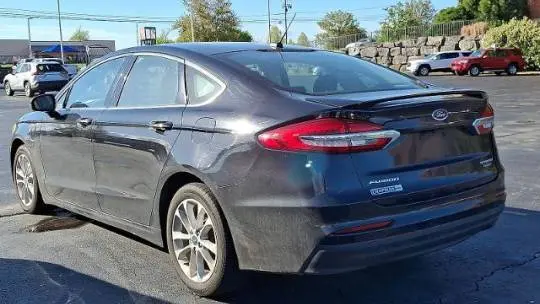 2020 Ford Fusion Energi 3FA6P0SU7LR181548