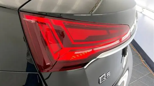 2022 Audi Q5 WA1F2AFY3N2091598