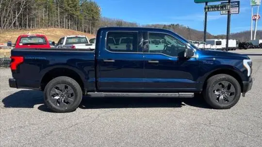 2024 Ford F-150 Lightning 1FTVW3LK6RWG09588