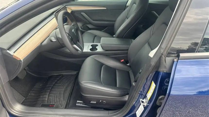 2022 Tesla Model 3 5YJ3E1EB0NF164873