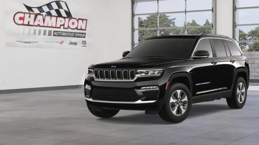 2025 Jeep Grand Cherokee 1C4RJYB62S8698586