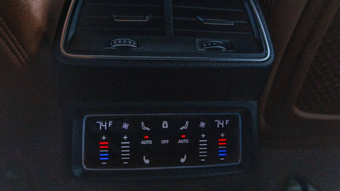 2022 Audi e-tron WA12AAGE2NB024173