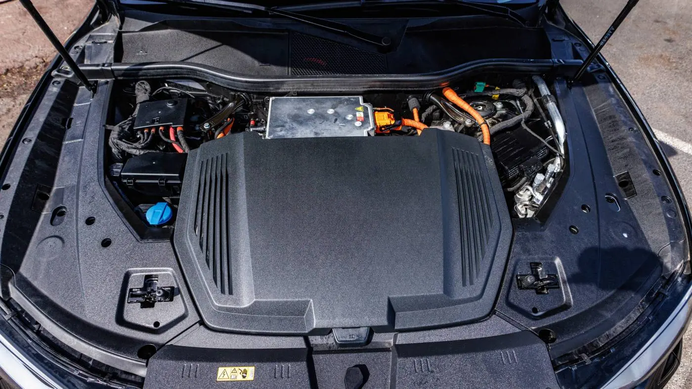 2022 Audi e-tron WA12AAGE2NB024173