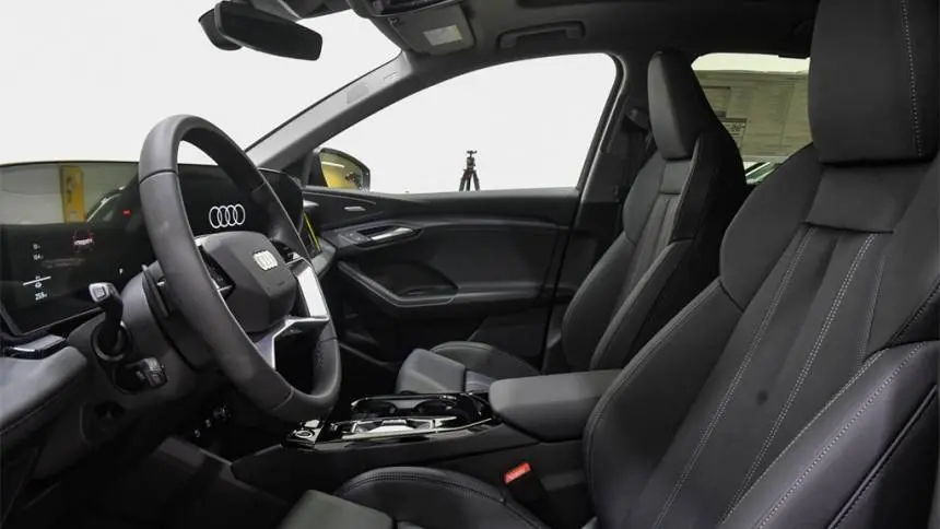 2025 Audi Q6 e-tron WA134BGF7SA036105