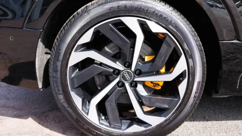 2022 Audi e-tron WA12AAGE2NB024173