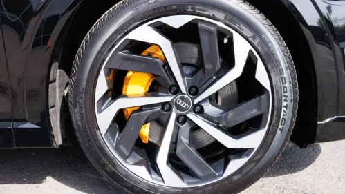 2022 Audi e-tron WA12AAGE2NB024173