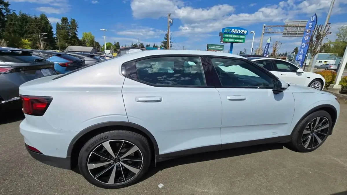 2022 Polestar 2 - Images - 6