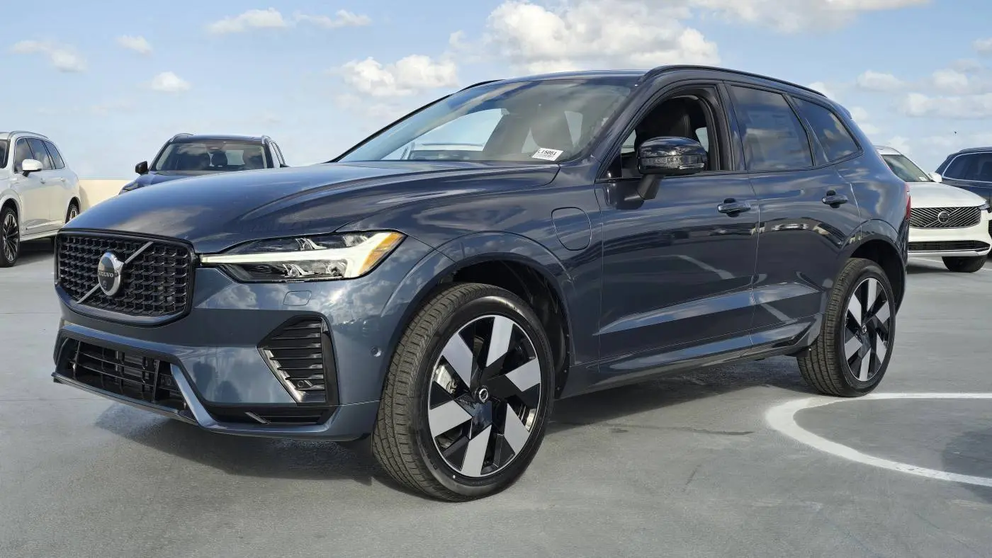 2025 Volvo XC60 YV4H60RC1S1216464