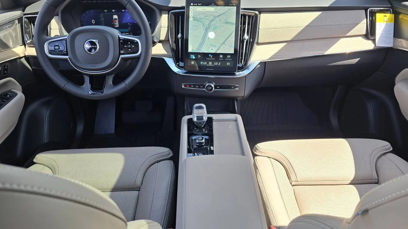 2025 Volvo XC90 YV4H60PG0S1390192