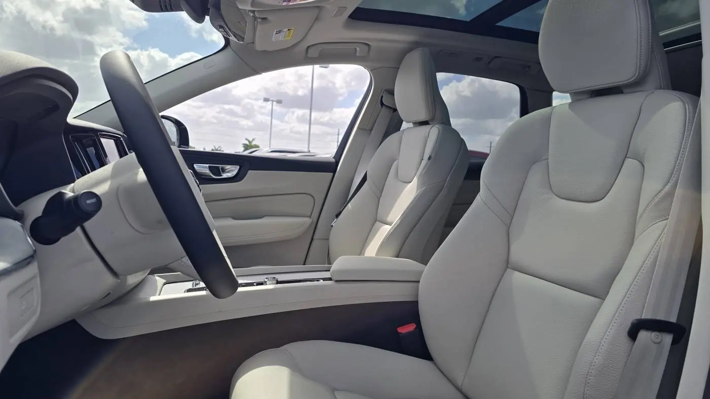 2025 Volvo XC60 YV4H60RC1S1216464
