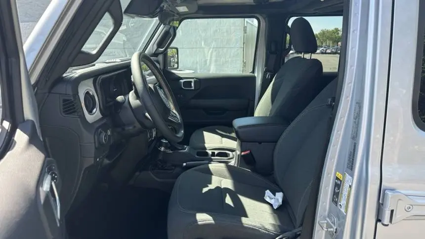 2024 Jeep Wrangler 1C4RJXP69RW283595