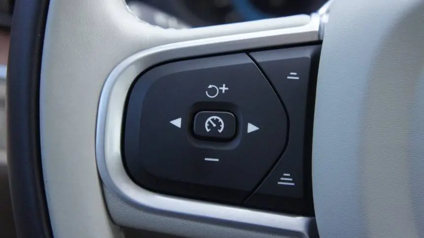 2022 Volvo XC60 YV4BR0DZ8N1954985