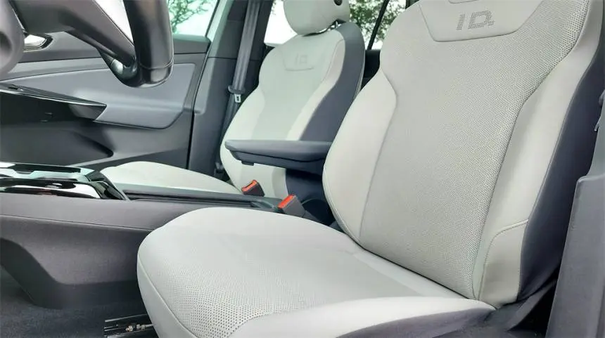 2021 Volkswagen ID.4 WVGKMPE25MP044195