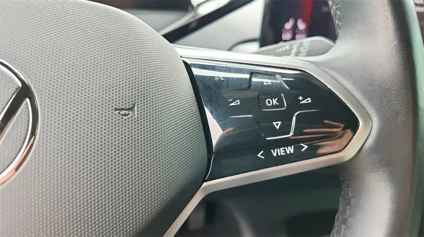 2021 Volkswagen ID.4 WVGKMPE25MP044195