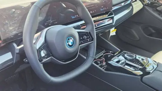 2025 BMW i5 WBY33FK08SCU83757