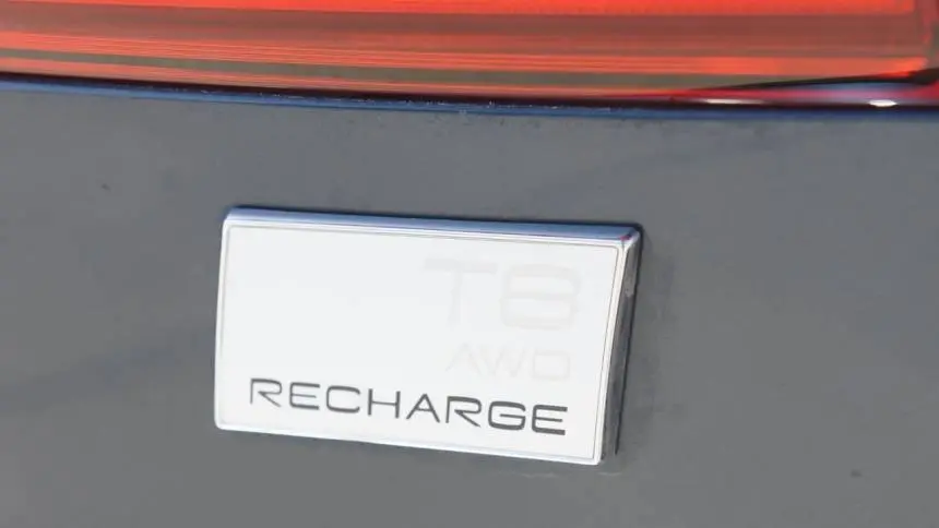 2022 Volvo XC60 YV4BR0DZ8N1954985