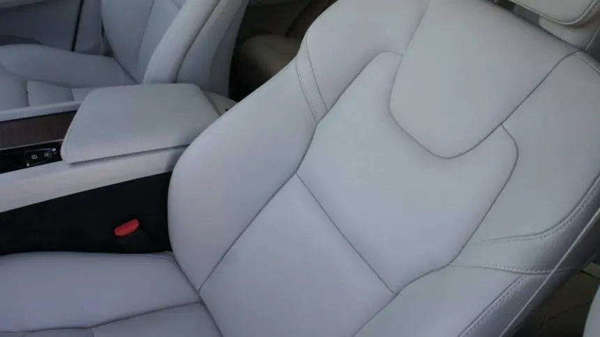 2022 Volvo XC60 YV4BR0DZ8N1954985