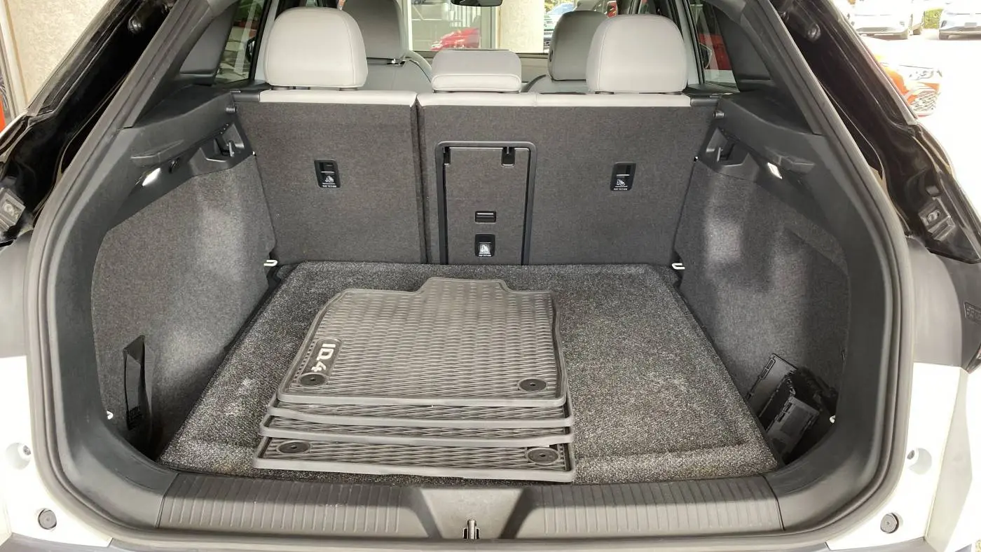 2021 Volkswagen ID.4 WVGDMPE22MP007615