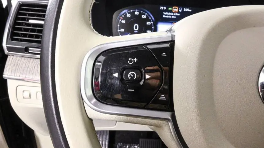 2022 Volvo XC90 YV4H60CL8N1853963
