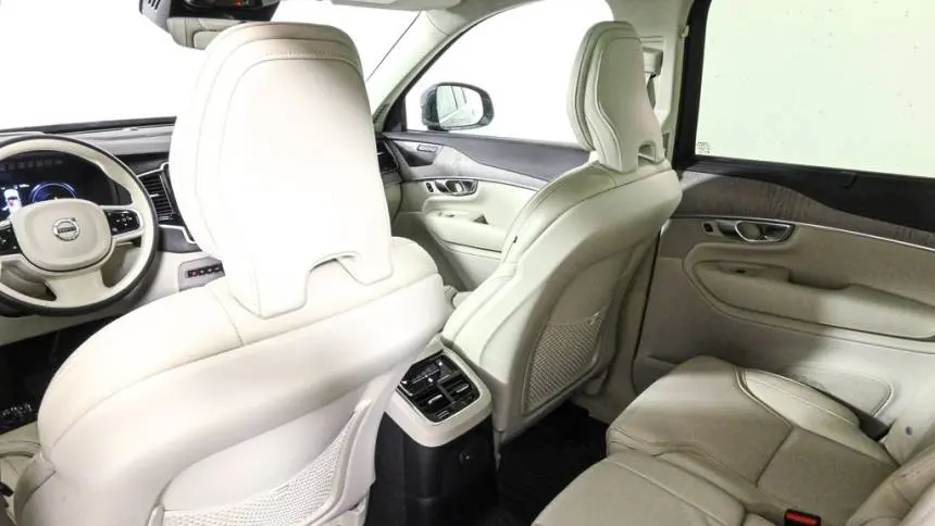 2022 Volvo XC90 YV4H60CL8N1853963